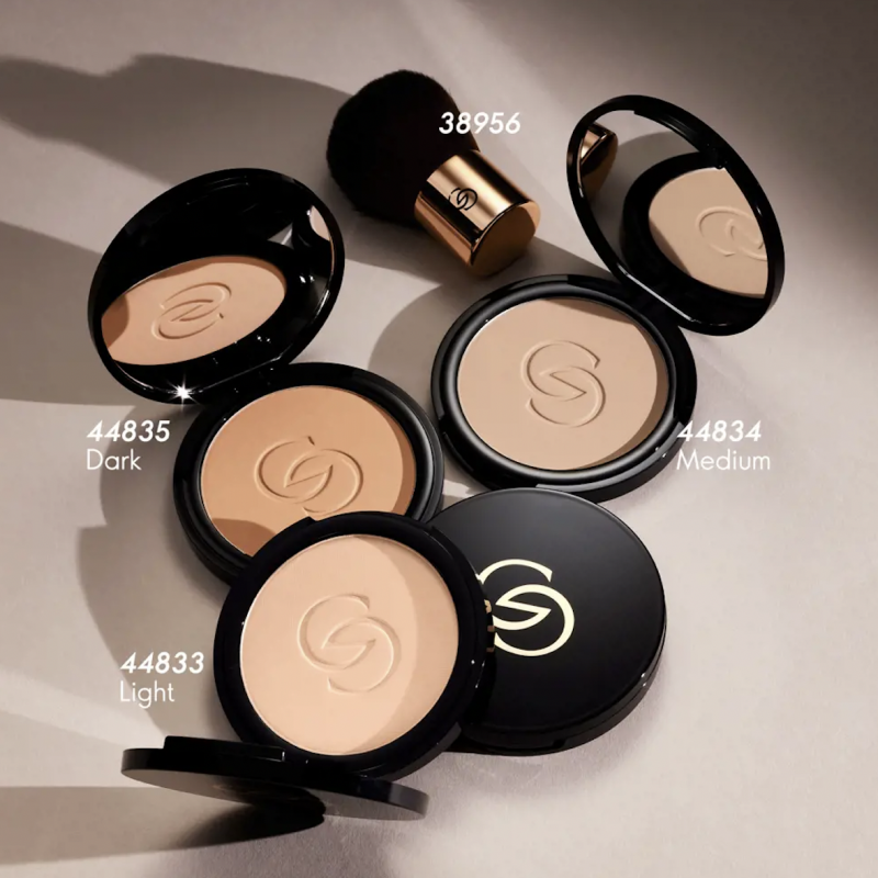44833 Phấn phủ Giordani Gold Serum Infused Pressed Powder 9g.Màu Light.Xuất xứ: Ý